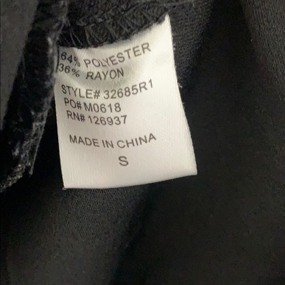 Little black romper - Picture 3 of 3